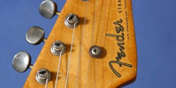 1954 Round String Tree